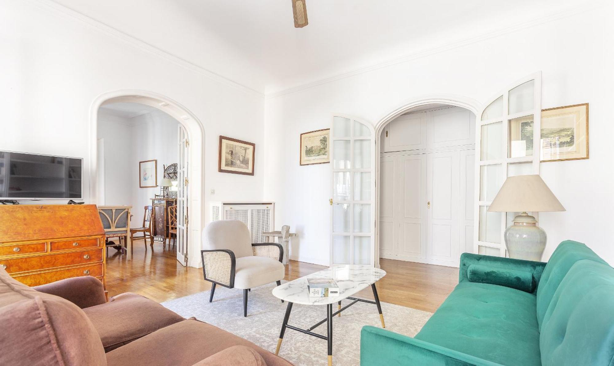 Apartamento Paseo Del Prado II En Madrid Exteriör bild