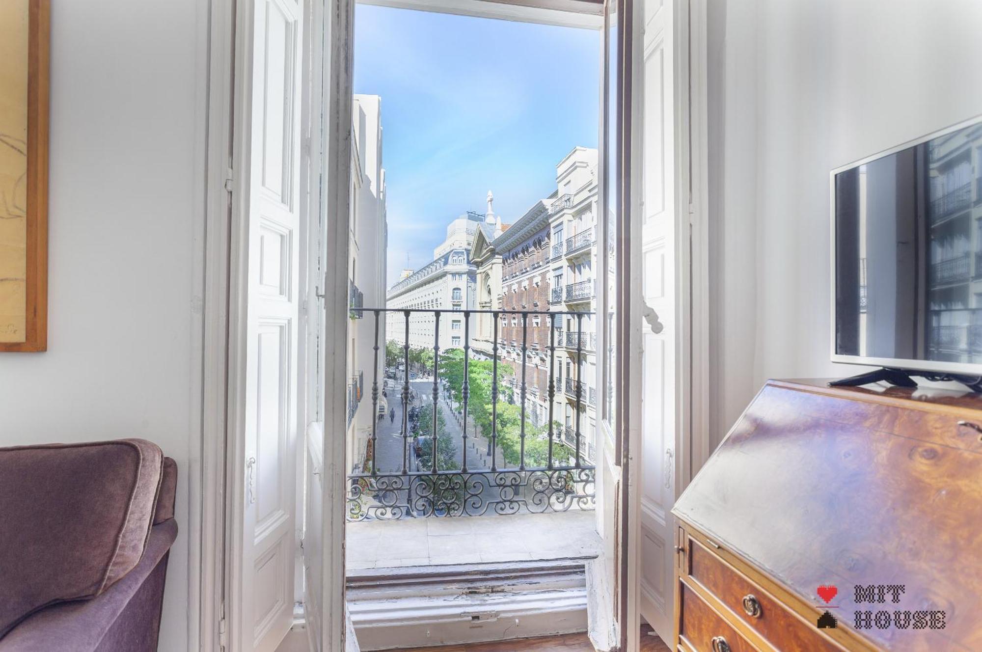 Apartamento Paseo Del Prado II En Madrid Exteriör bild